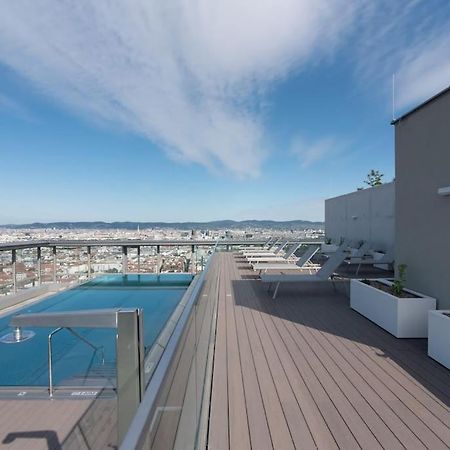 Hoch Hinaus, Neu Und Stilvoll Mit Pool Am Dach Apartment Vienna Exterior photo